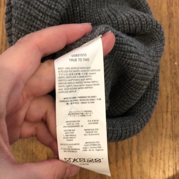 Volcom beanie - Picture 3 of 3